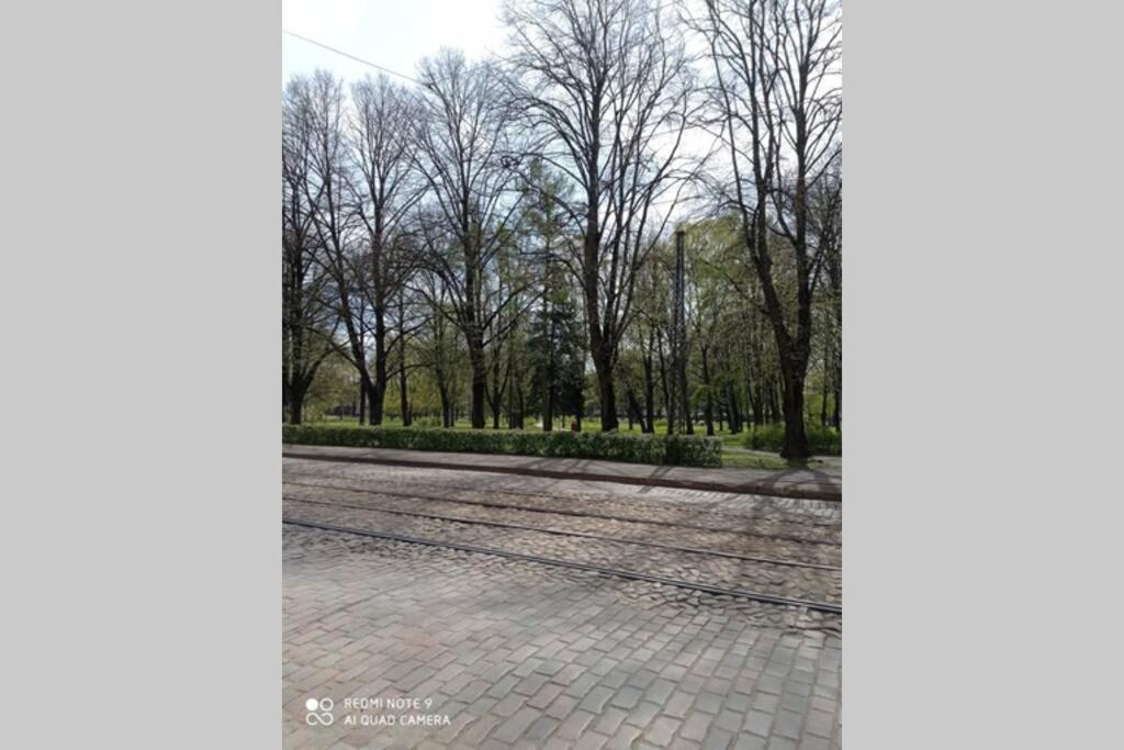 Latgales139 6 Can Stay Park In Front Of The House Free Parking Behind The Fence Self Check In Out Riga Exterior photo